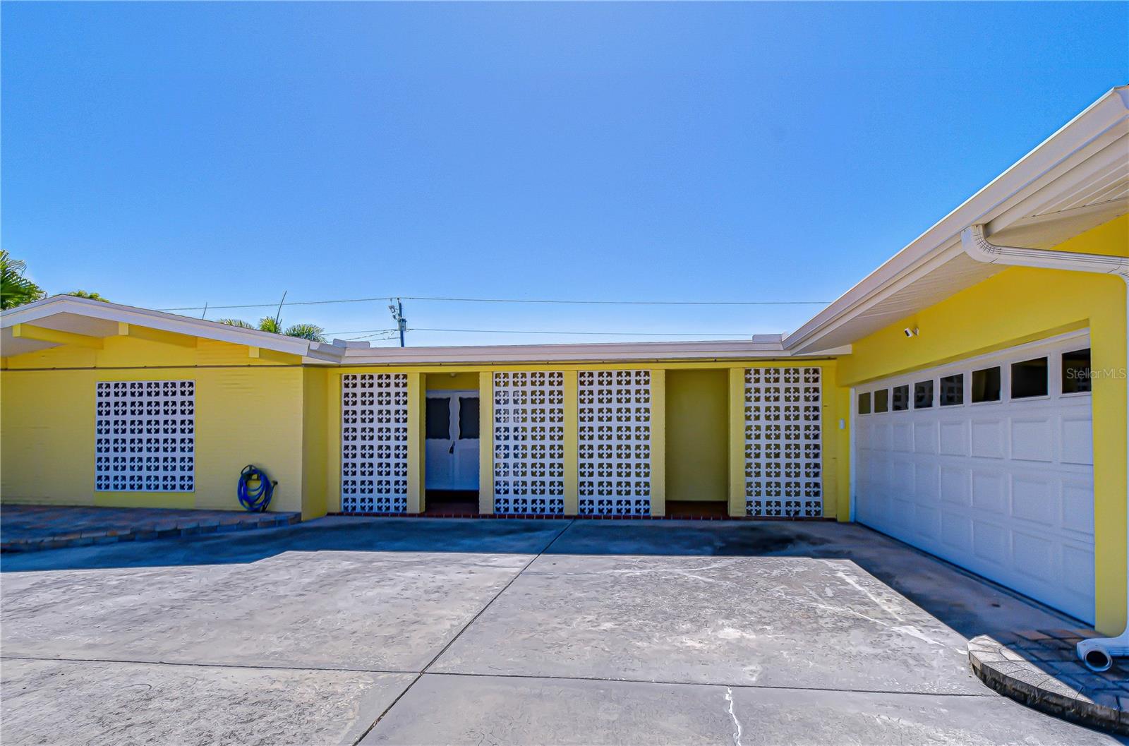 Image 2 of 63 For 9625 Commodore Drive