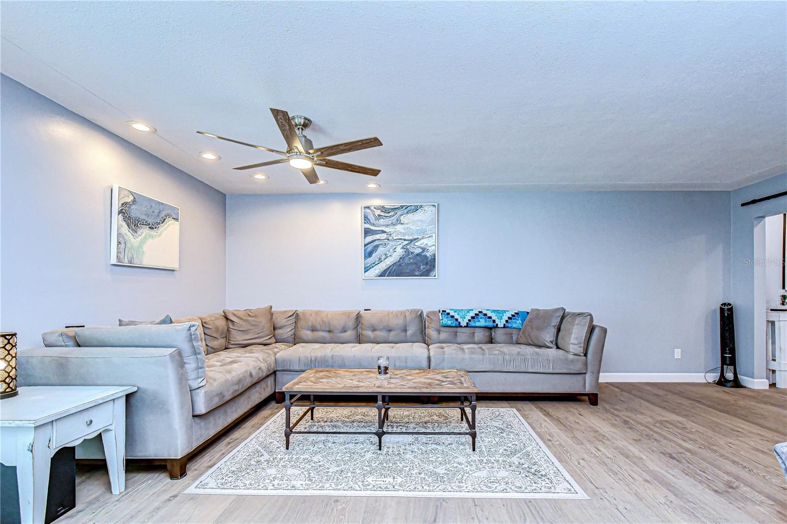 Image 22 of 63 For 9625 Commodore Drive