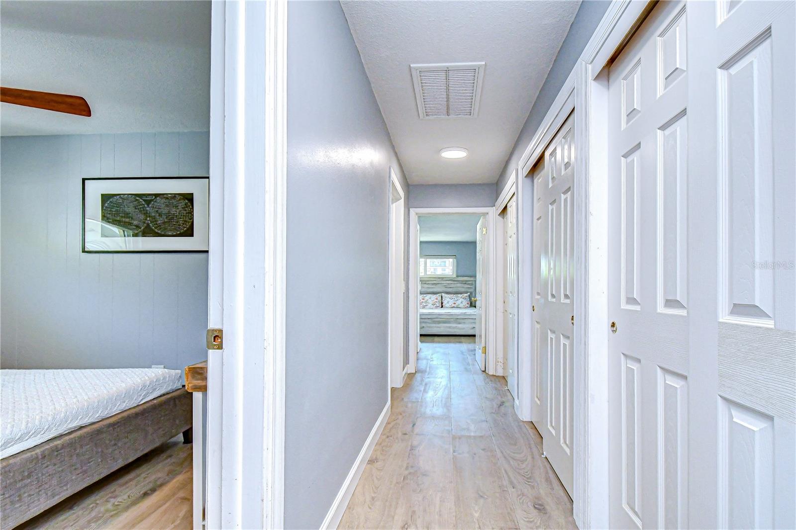 Image 28 of 63 For 9625 Commodore Drive