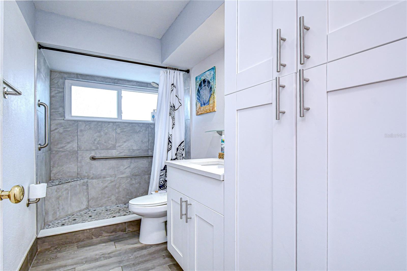 Image 29 of 63 For 9625 Commodore Drive