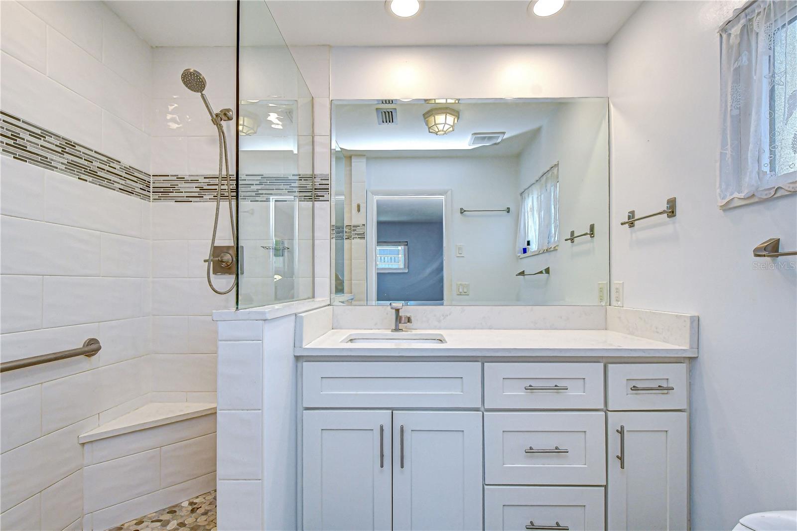 Image 33 of 63 For 9625 Commodore Drive