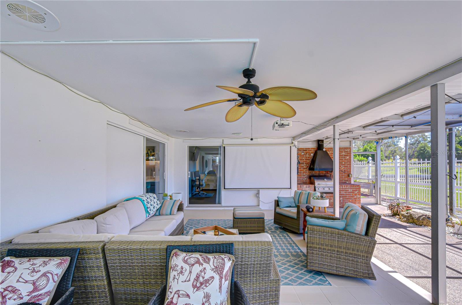 Image 44 of 63 For 9625 Commodore Drive