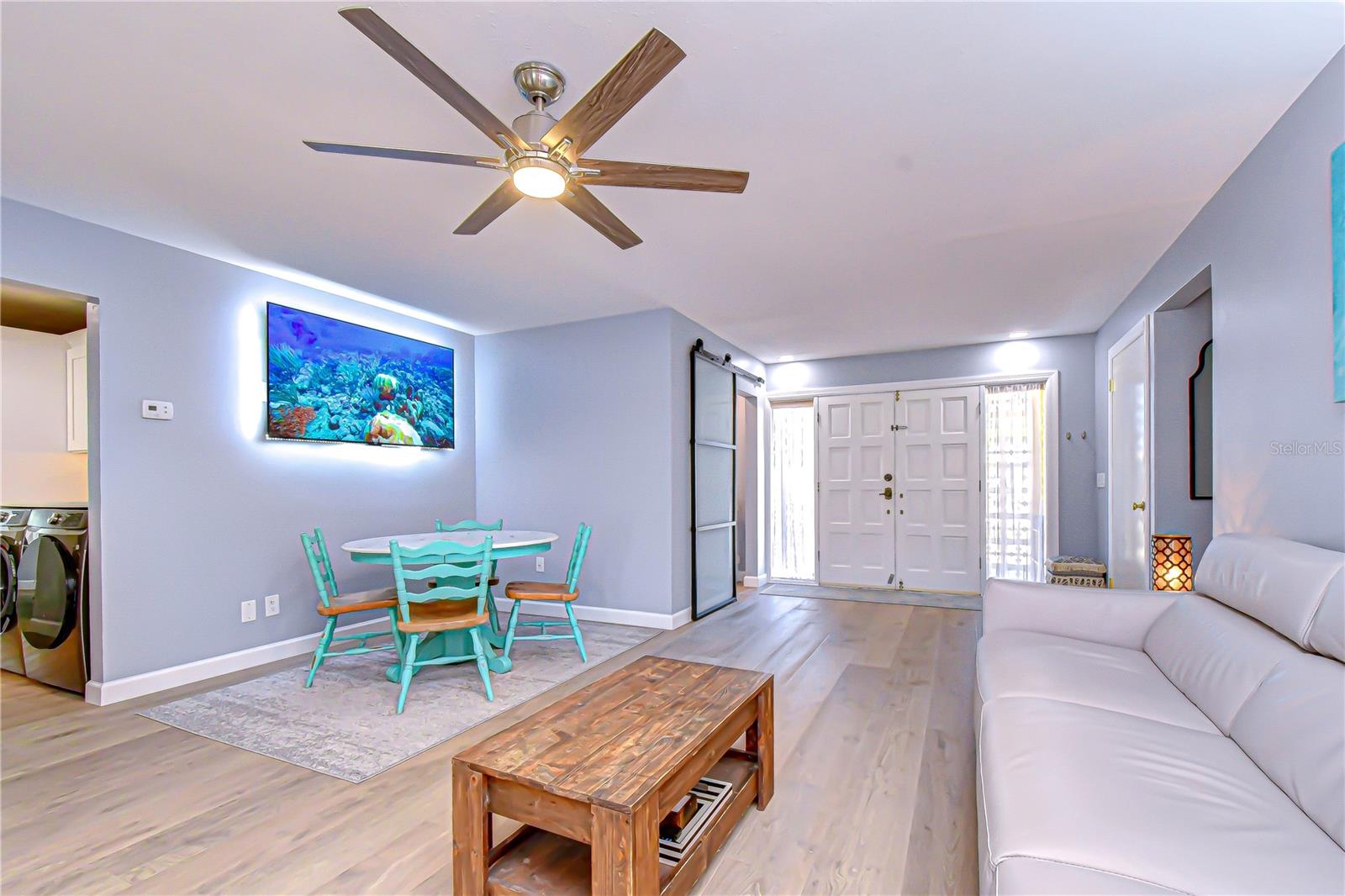 Image 6 of 63 For 9625 Commodore Drive