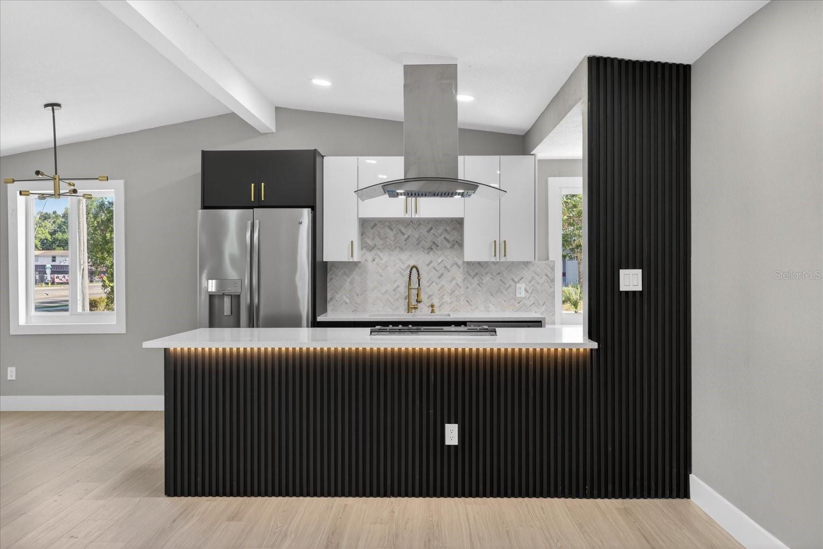 Image 10 of 46 For 4005 Henry Avenue