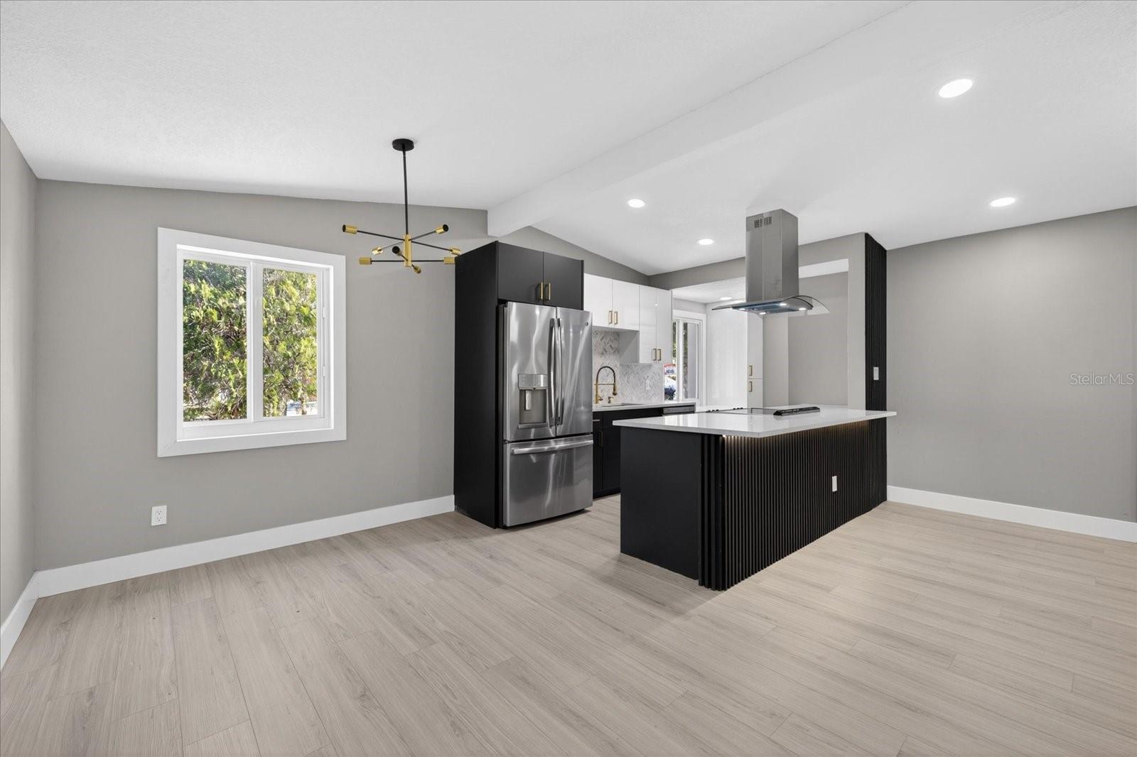 Image 14 of 46 For 4005 Henry Avenue