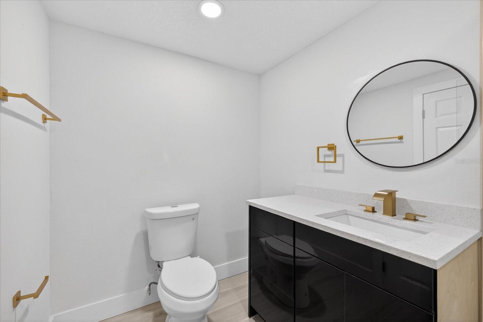 Image 32 of 46 For 4005 Henry Avenue
