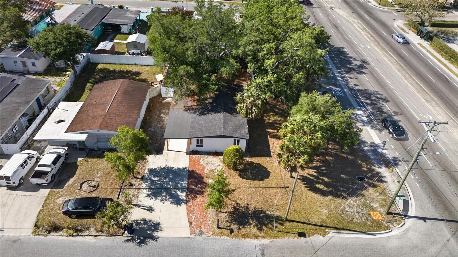 Image 40 of 46 For 4005 Henry Avenue