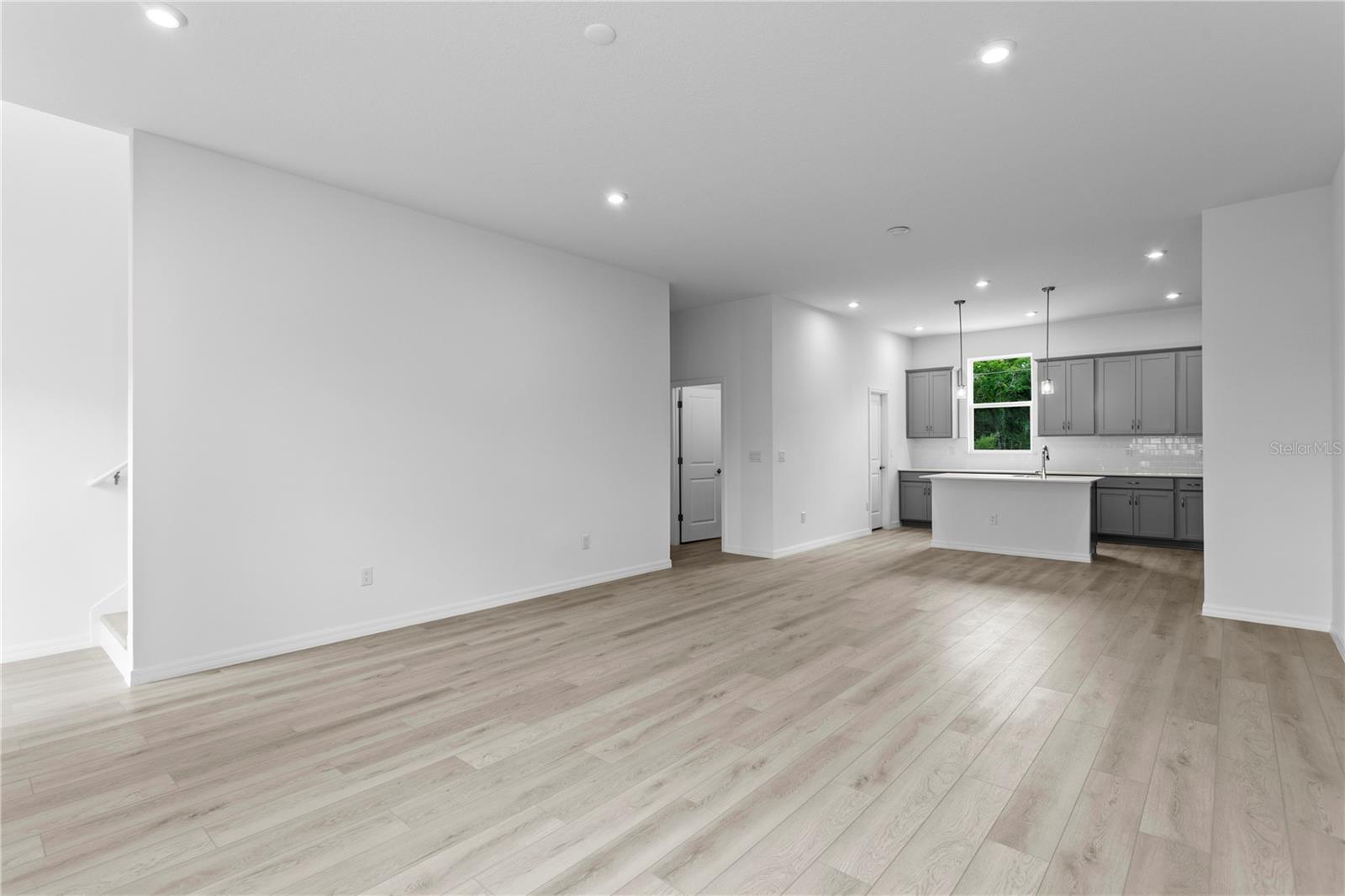 Image 11 of 45 For 9922 Tate Lane