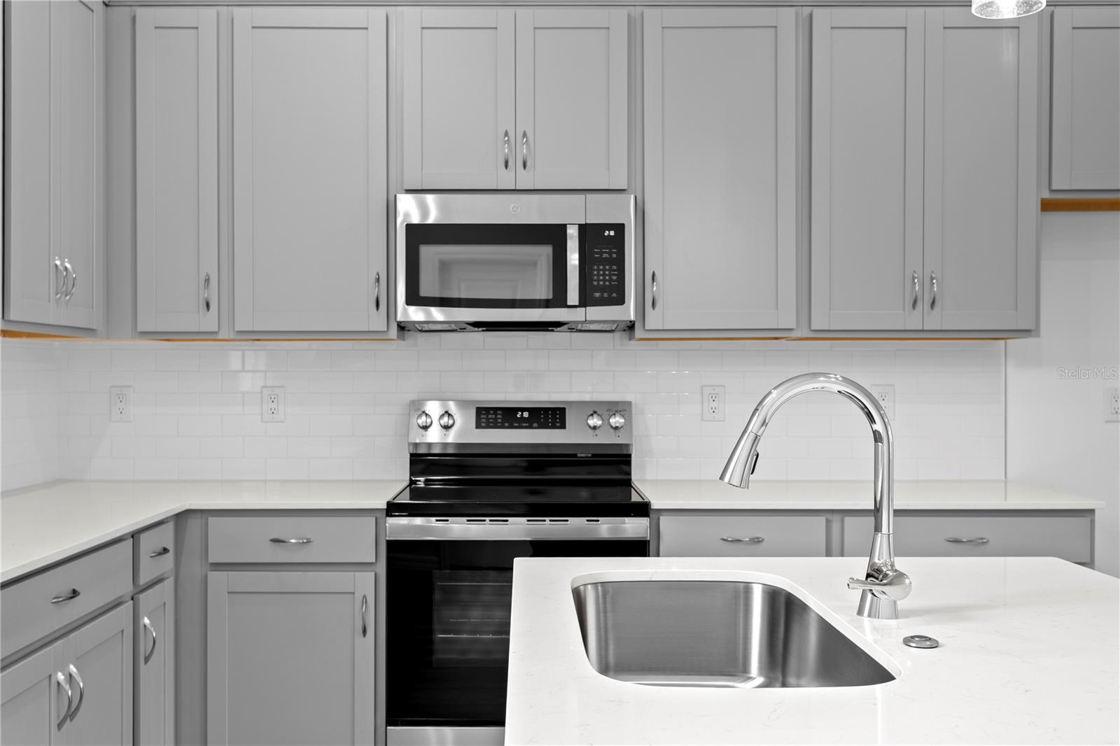 Image 18 of 45 For 9922 Tate Lane