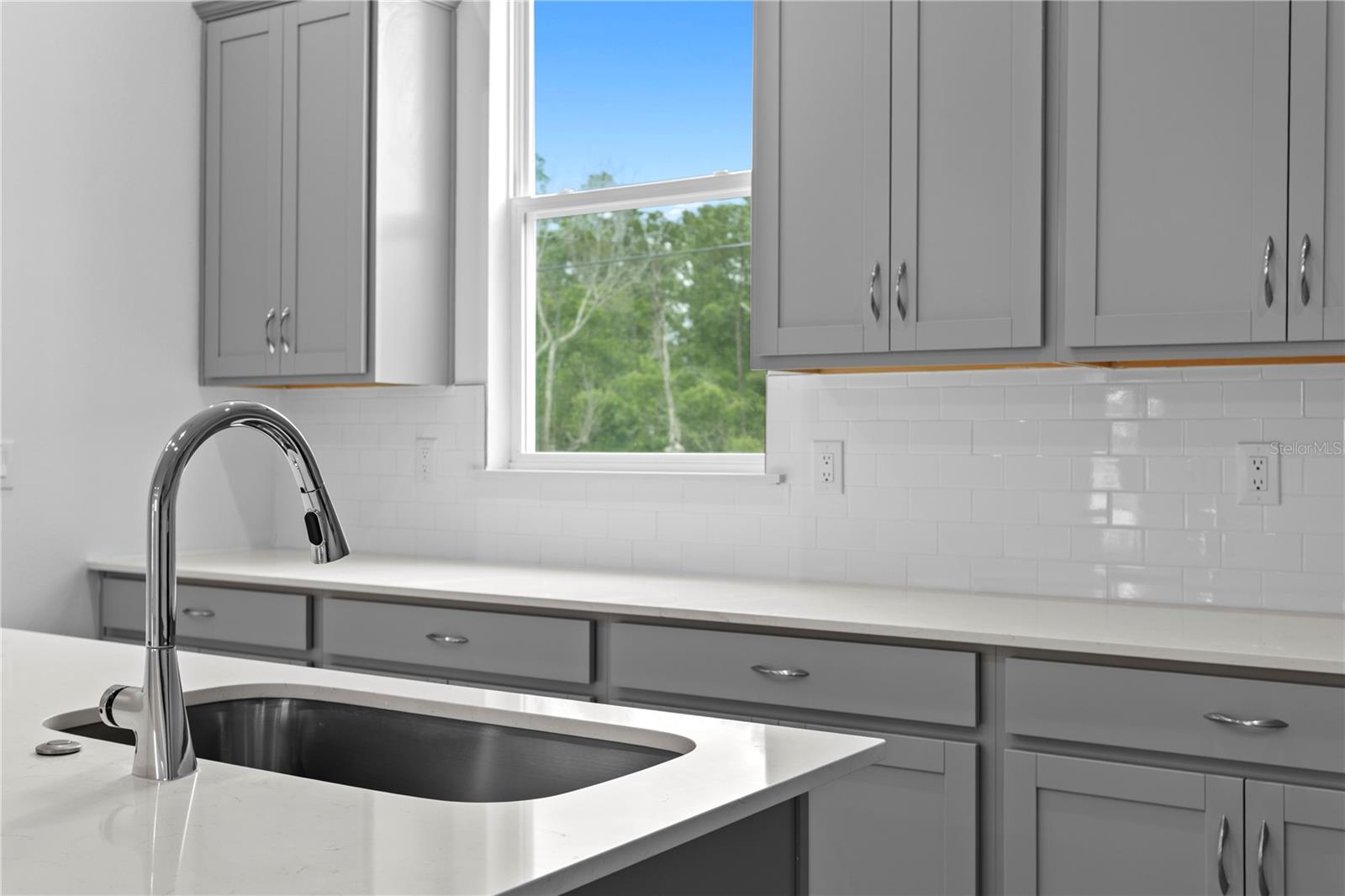 Image 19 of 45 For 9922 Tate Lane
