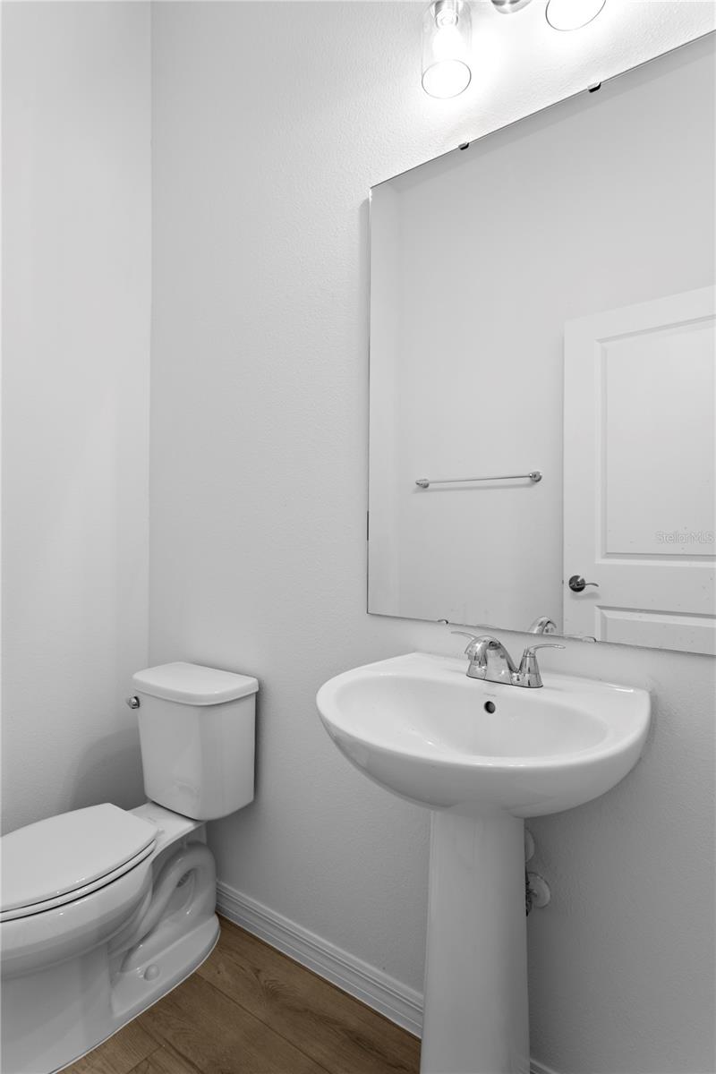 Image 22 of 45 For 9922 Tate Lane