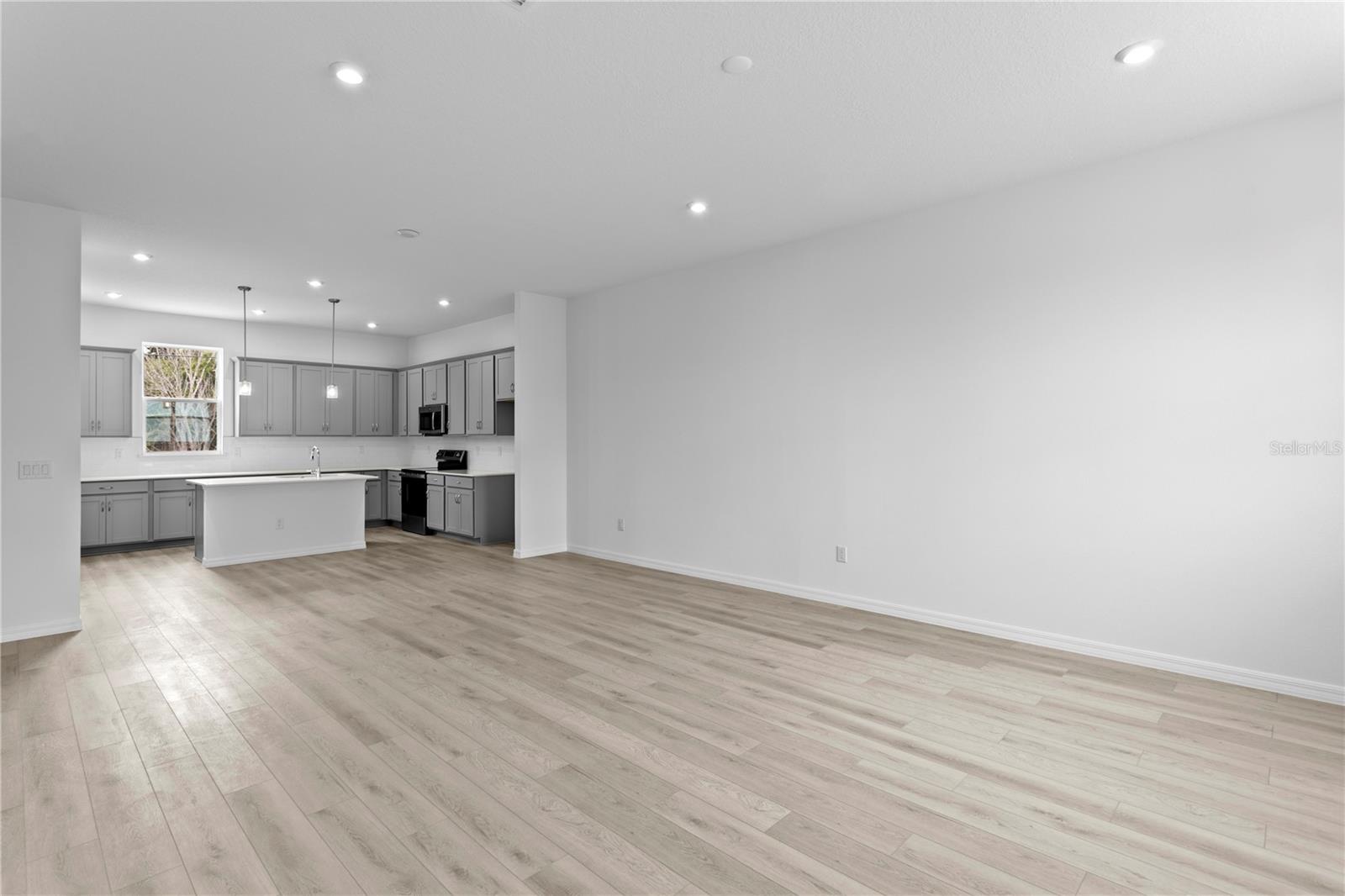 Image 9 of 45 For 9922 Tate Lane