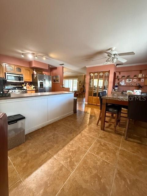 Image 14 of 36 For 1700 Country Club Road N