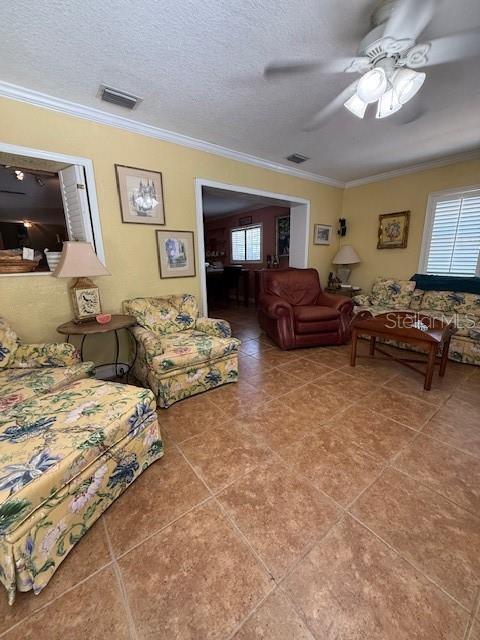 Image 17 of 36 For 1700 Country Club Road N