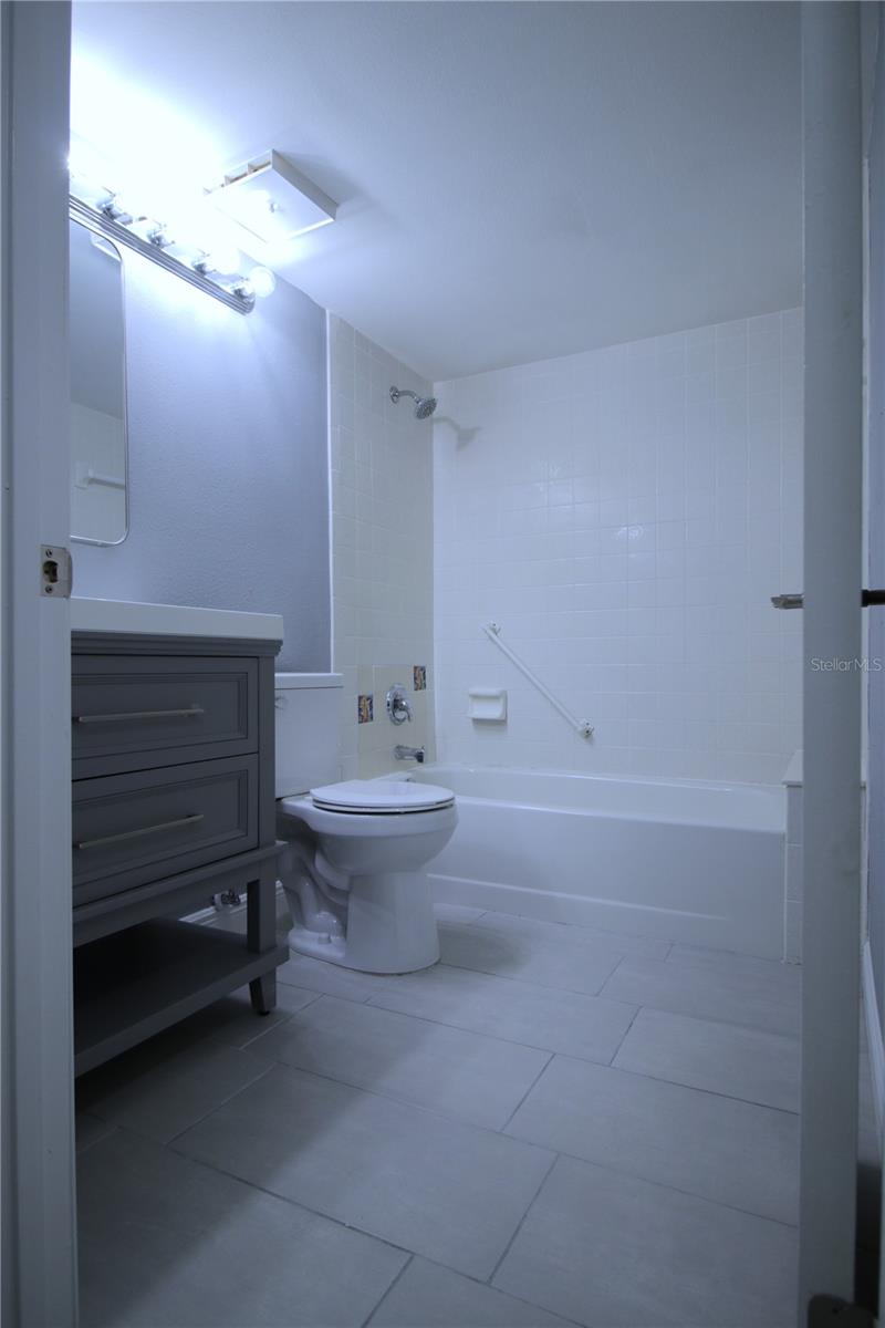 Image 14 of 30 For 3232 Lake Pine Way E G1