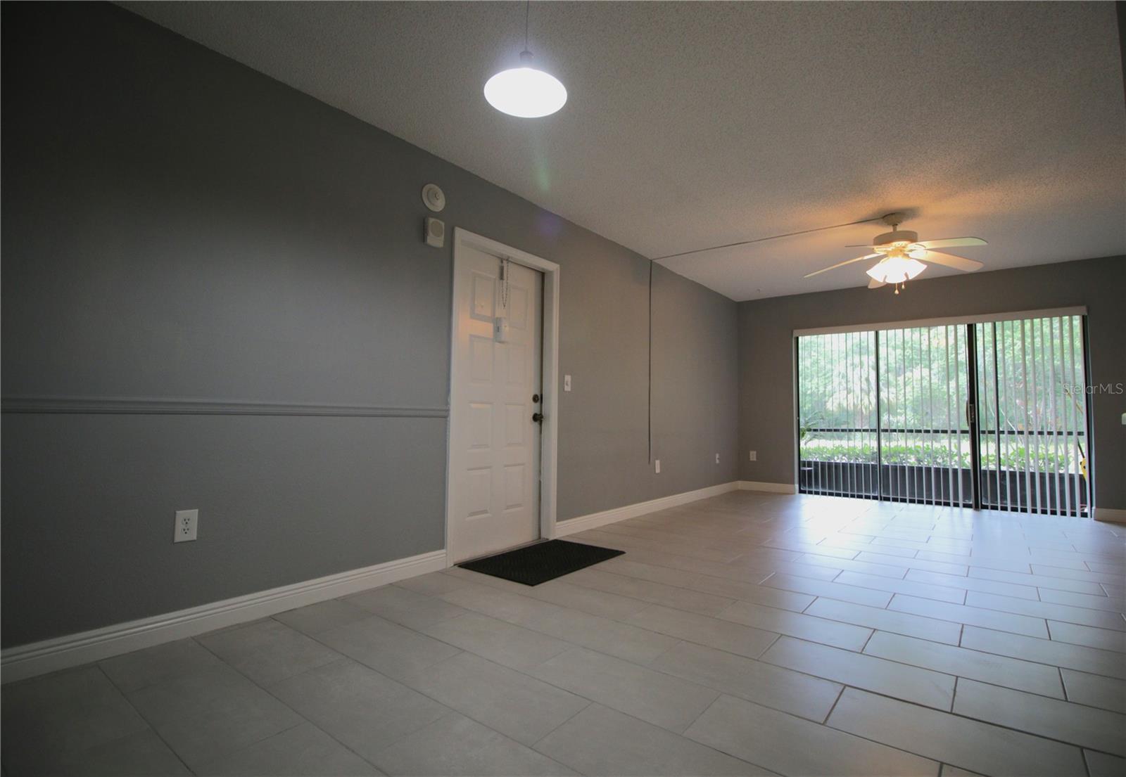 Image 6 of 30 For 3232 Lake Pine Way E G1