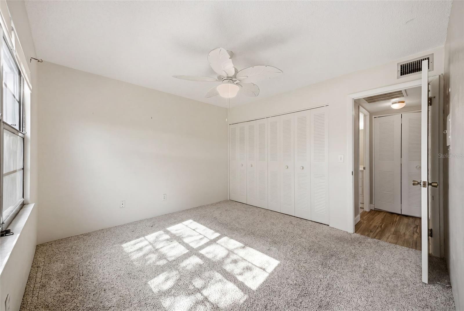 Image 15 of 21 For 9023 Mission Oaks Boulevard F