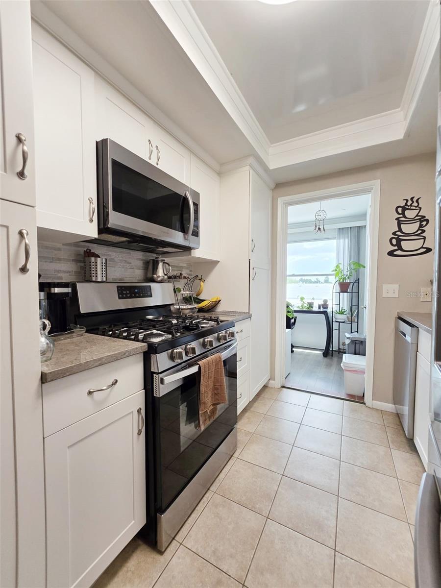 Image 19 of 26 For 6015 19th Street N 314