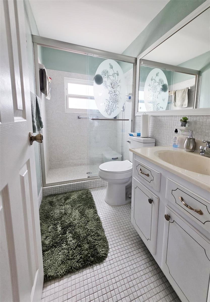 Image 22 of 26 For 6015 19th Street N 314