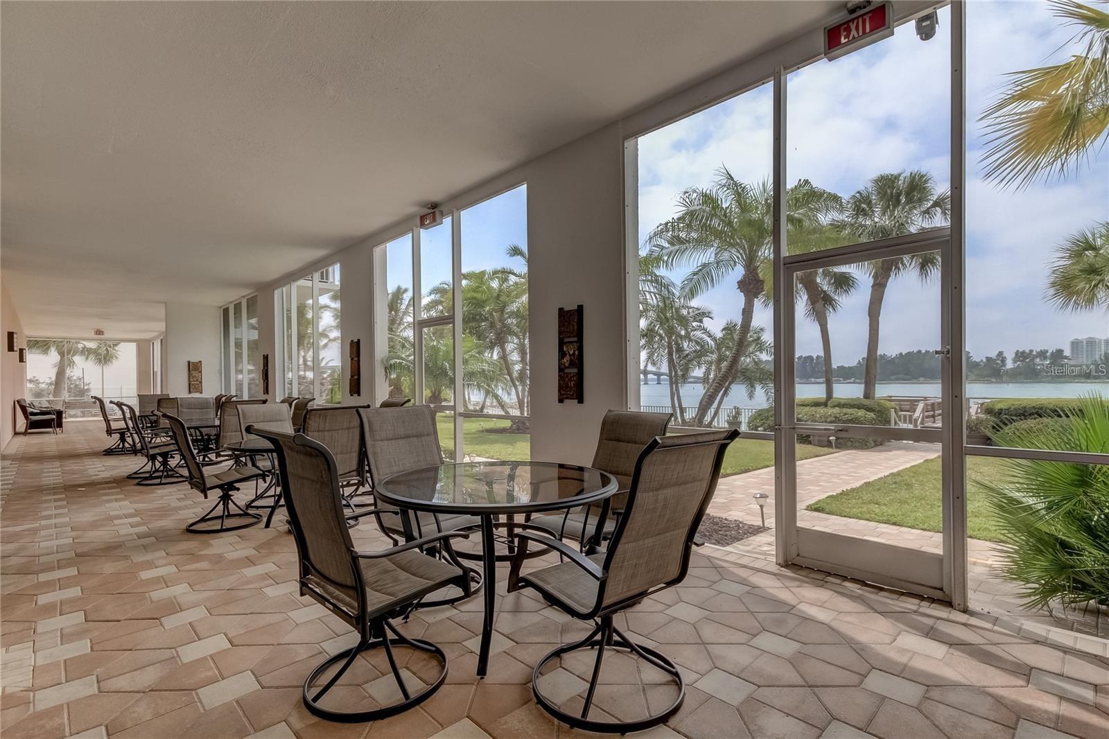 Image 45 of 58 For 675 Gulfview Boulevard 505