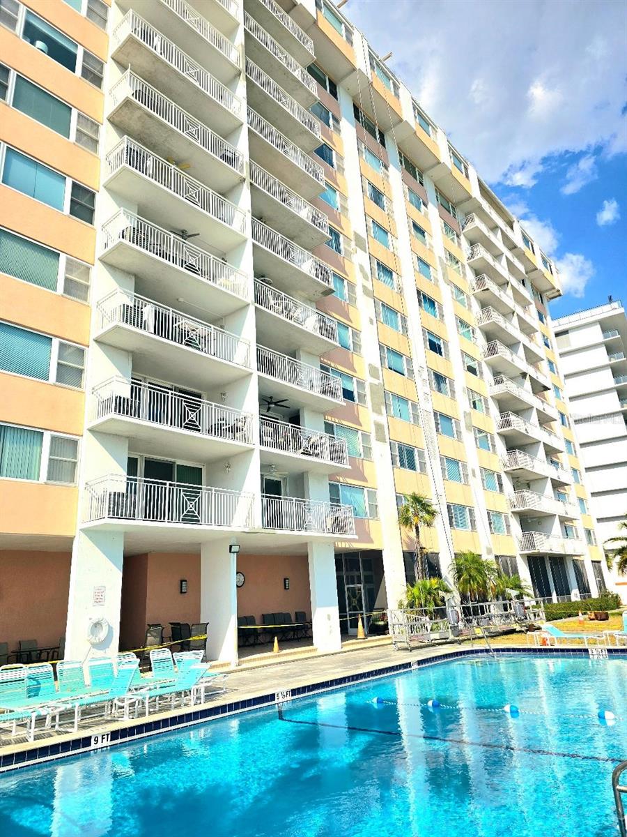 Image 53 of 58 For 675 Gulfview Boulevard 505