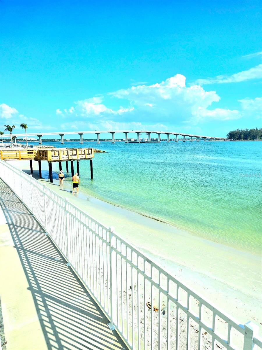 Image 57 of 58 For 675 Gulfview Boulevard 505