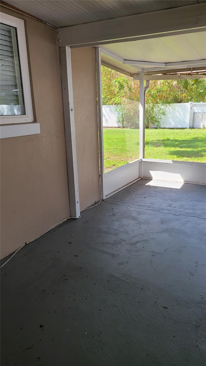 Image 17 of 25 For 3817 San Rafael Street