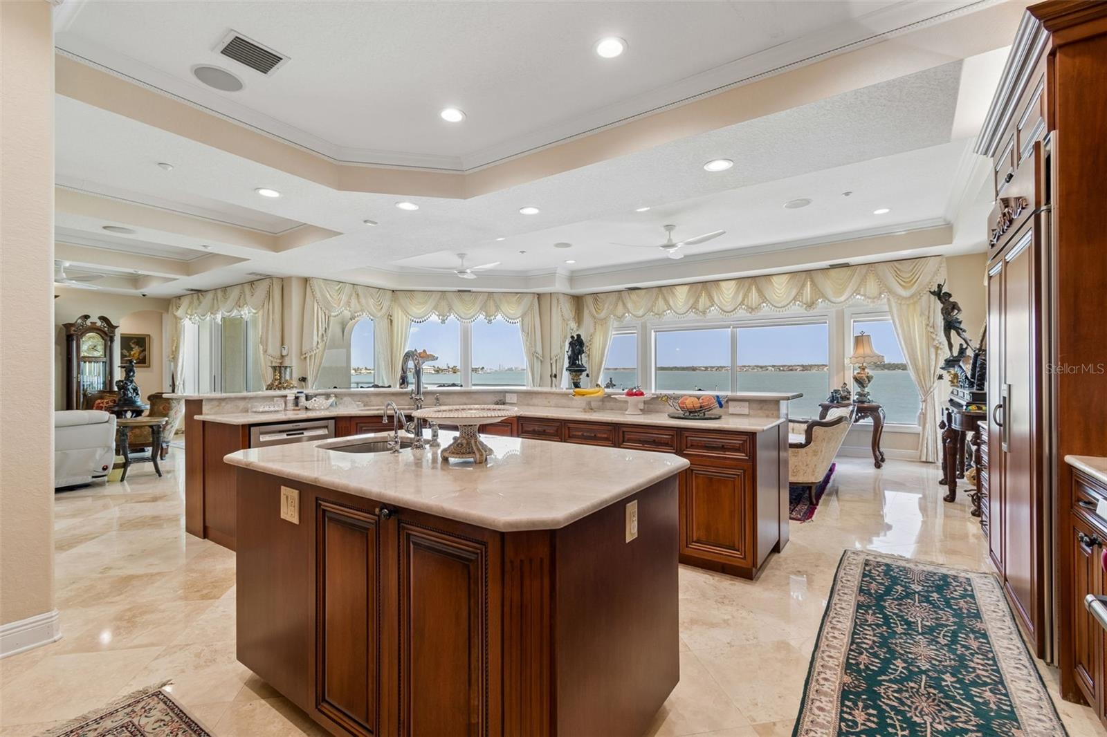 Image 14 of 87 For 1203 Bay Drive