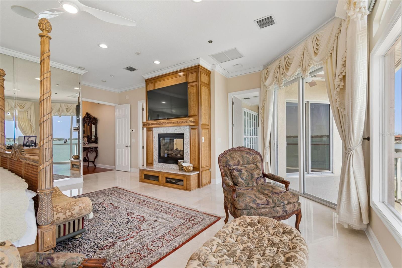 Image 27 of 87 For 1203 Bay Drive