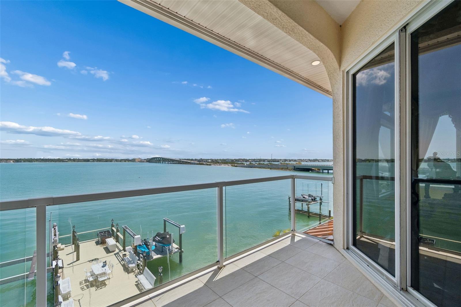 Image 29 of 87 For 1203 Bay Drive