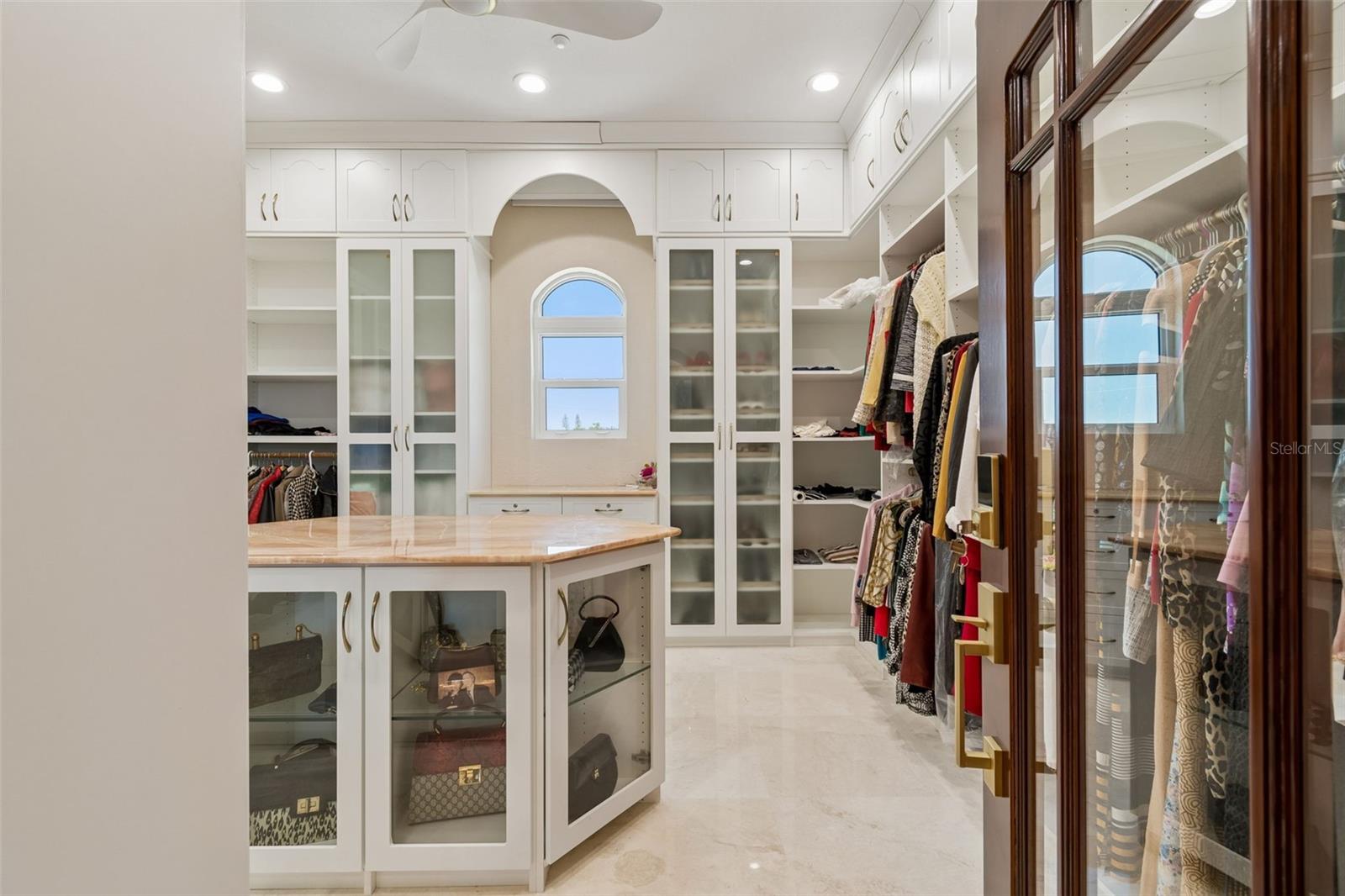 Image 31 of 87 For 1203 Bay Drive