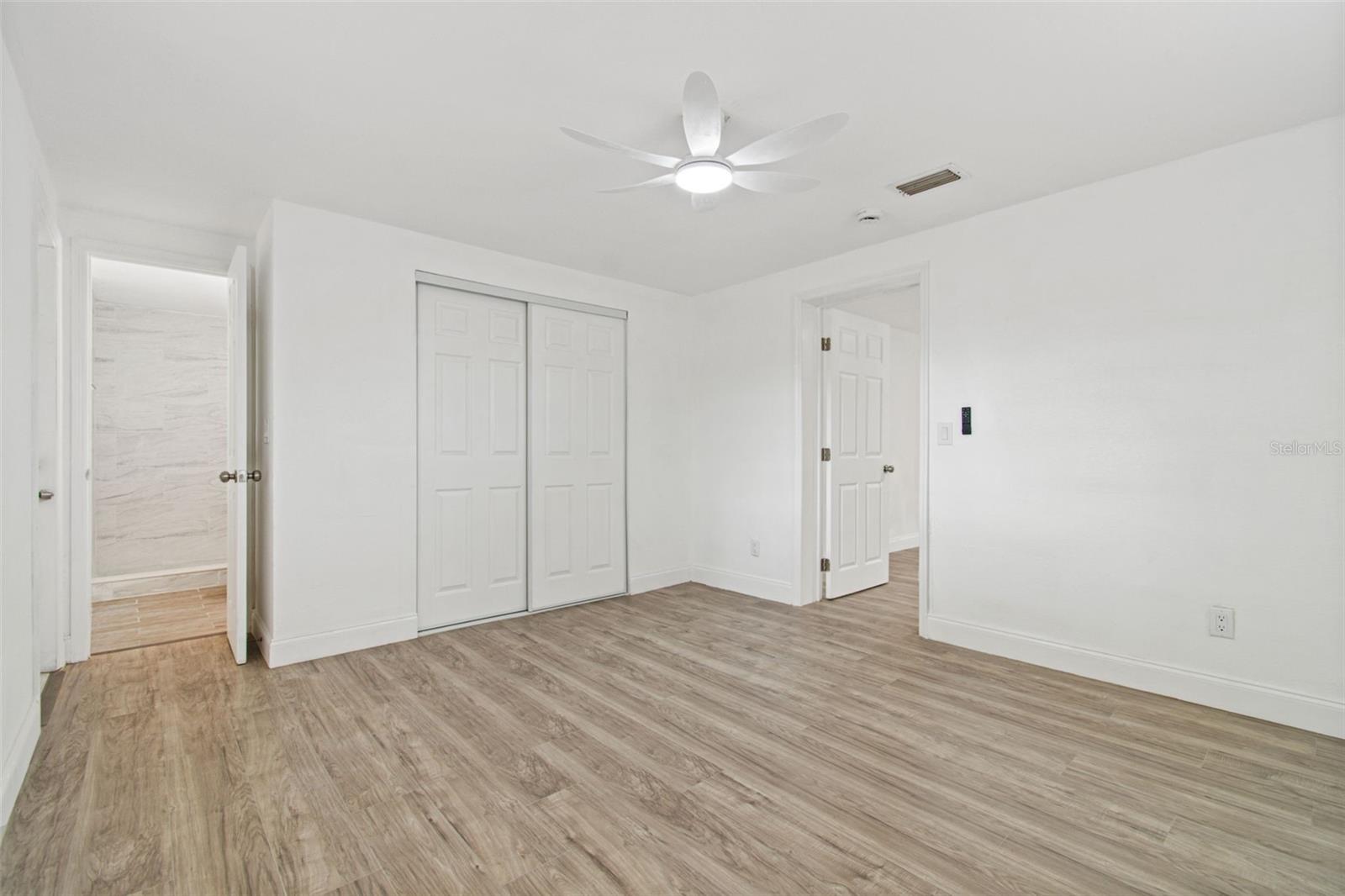 Image 20 of 42 For 3706 Beechwood Boulevard