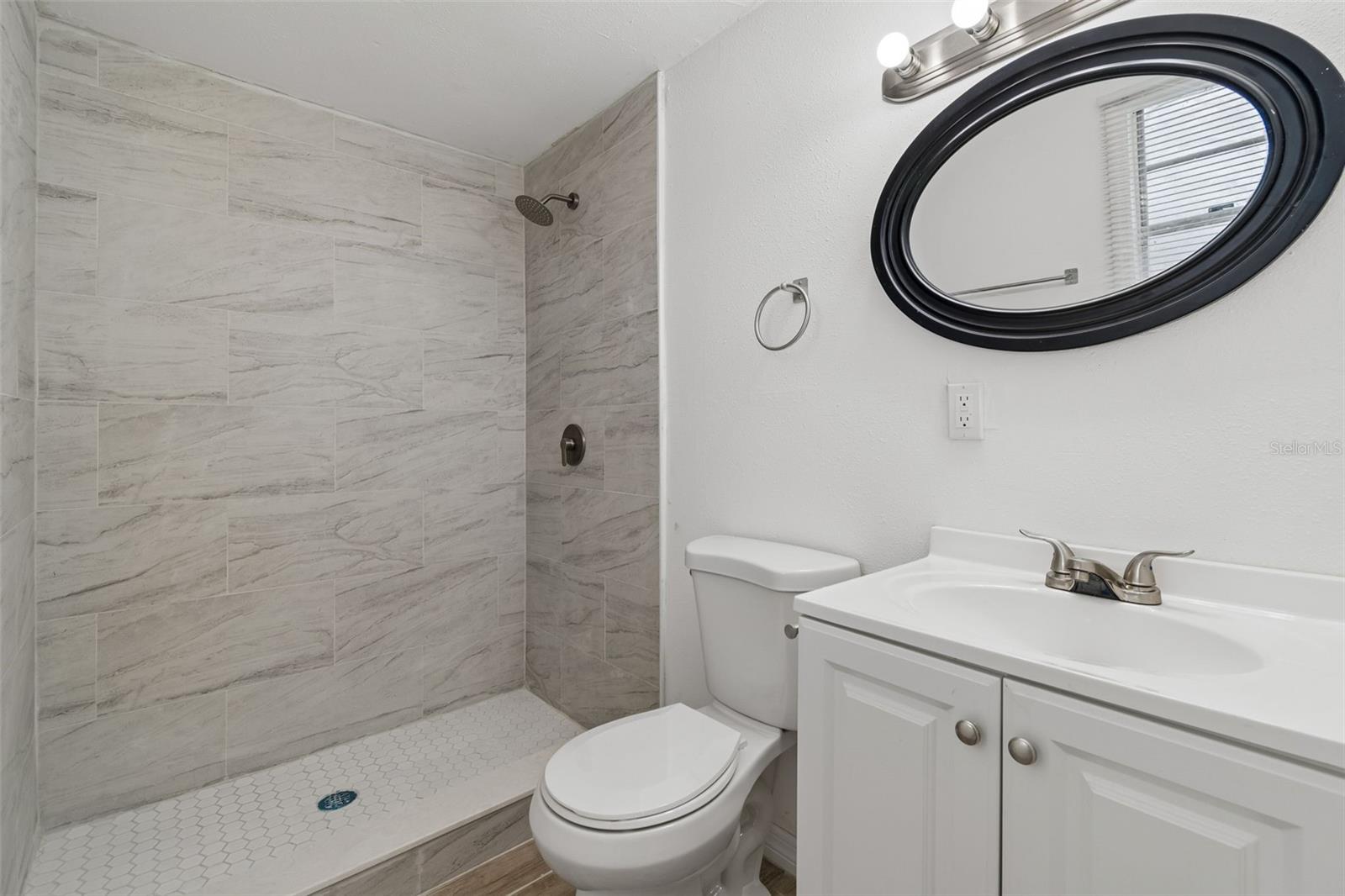 Image 21 of 42 For 3706 Beechwood Boulevard