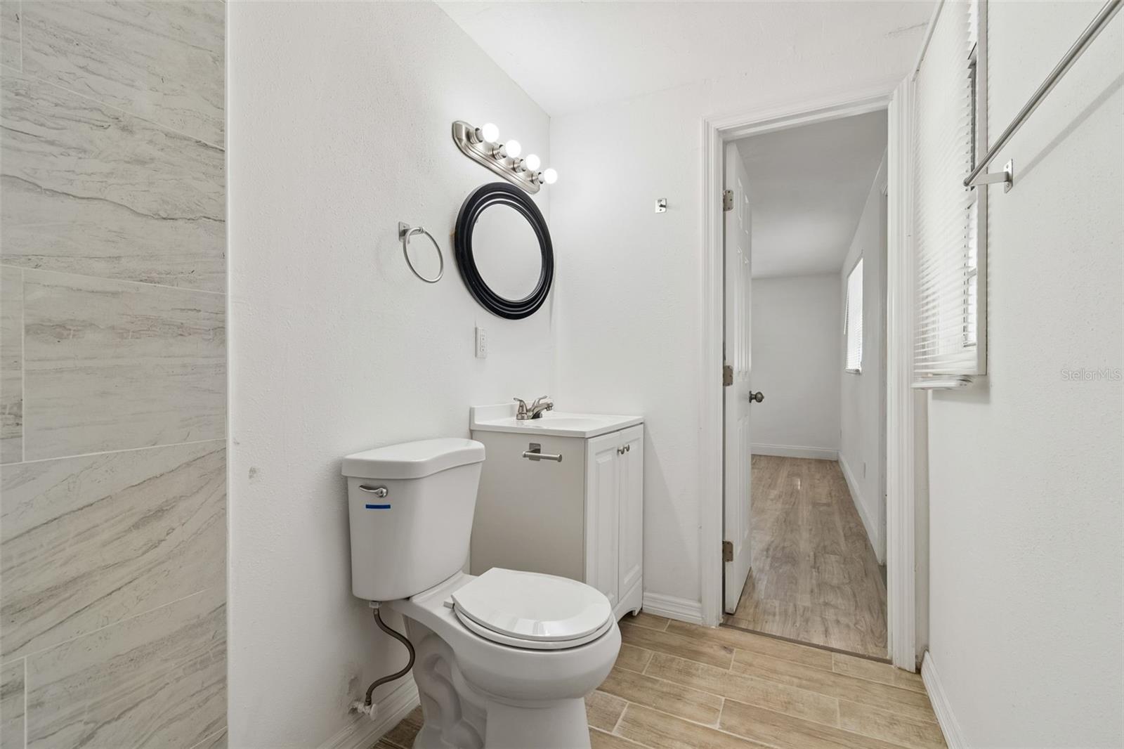 Image 22 of 42 For 3706 Beechwood Boulevard