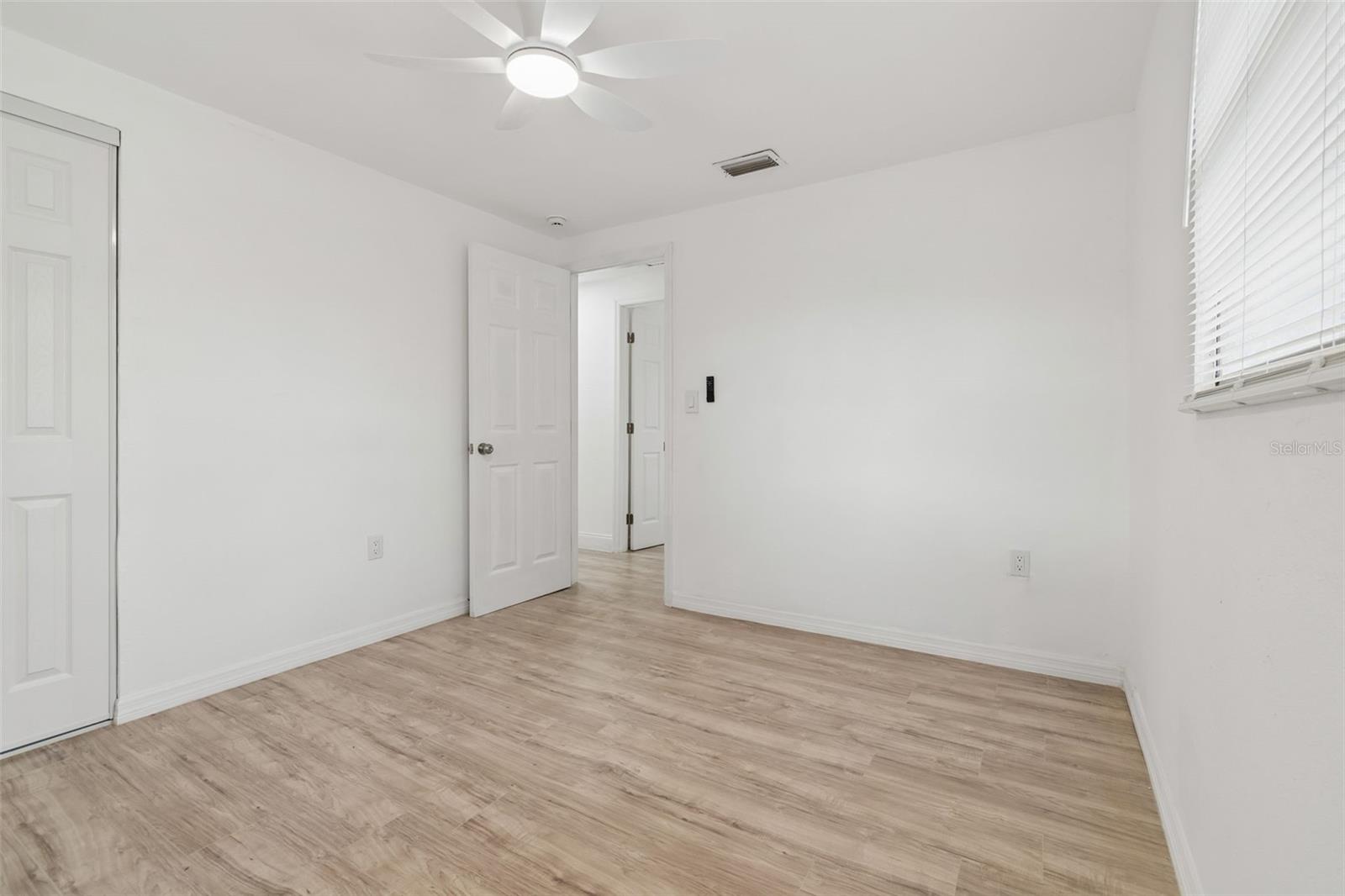 Image 31 of 42 For 3706 Beechwood Boulevard