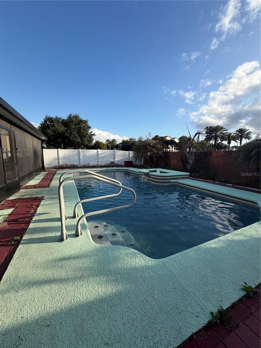 Image 2 of 7 For 1338 Blackwater Pond Drive