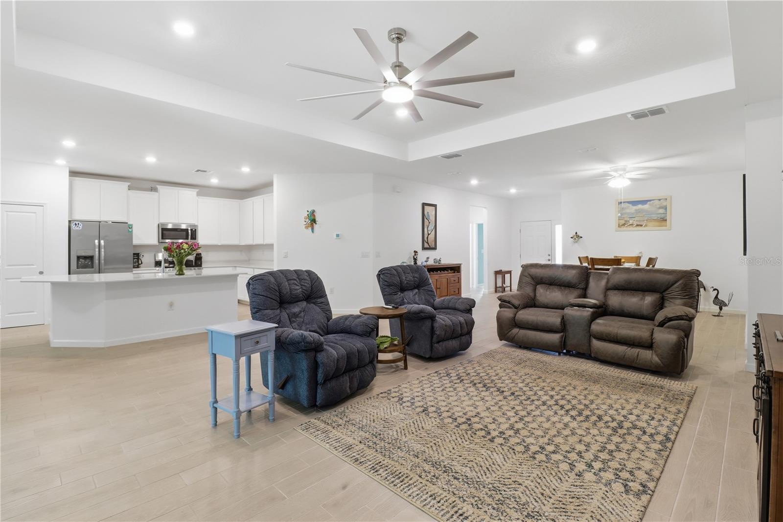 Image 12 of 46 For 19511 77th Loop