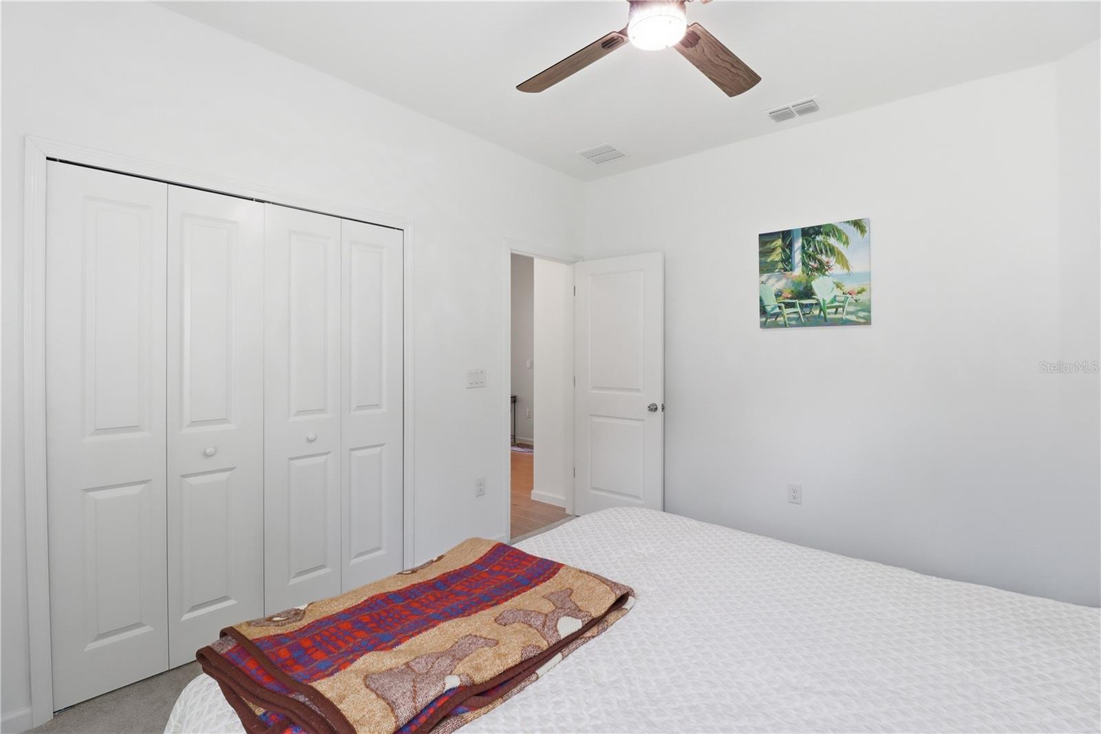 Image 18 of 46 For 19511 77th Loop