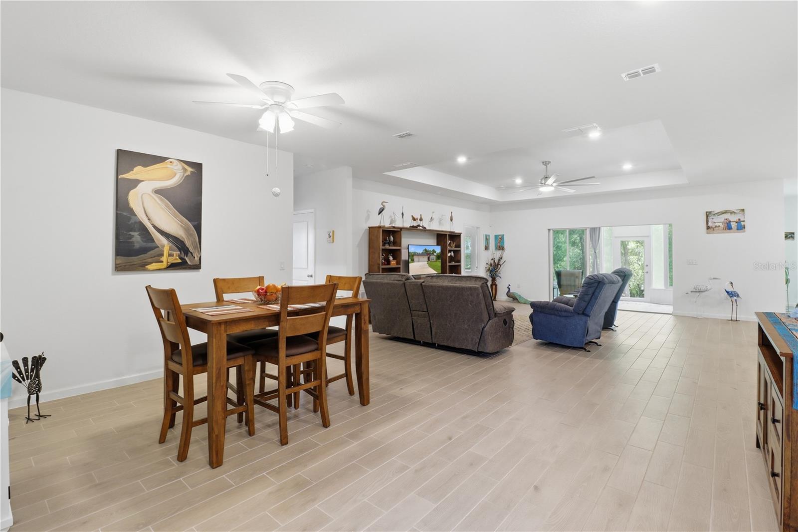 Image 7 of 46 For 19511 77th Loop