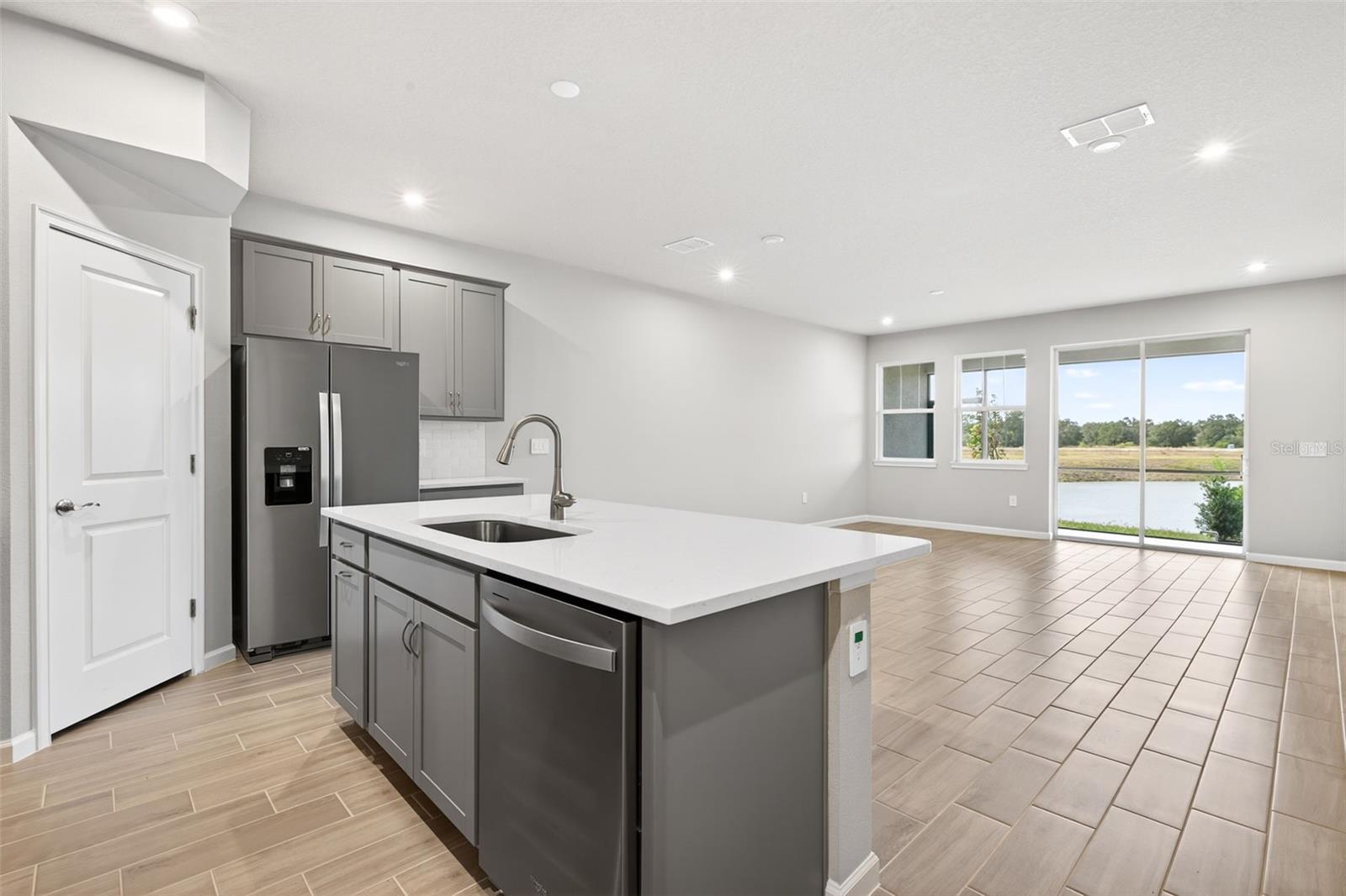 Image 8 of 31 For 9175 Aurelia Avenue