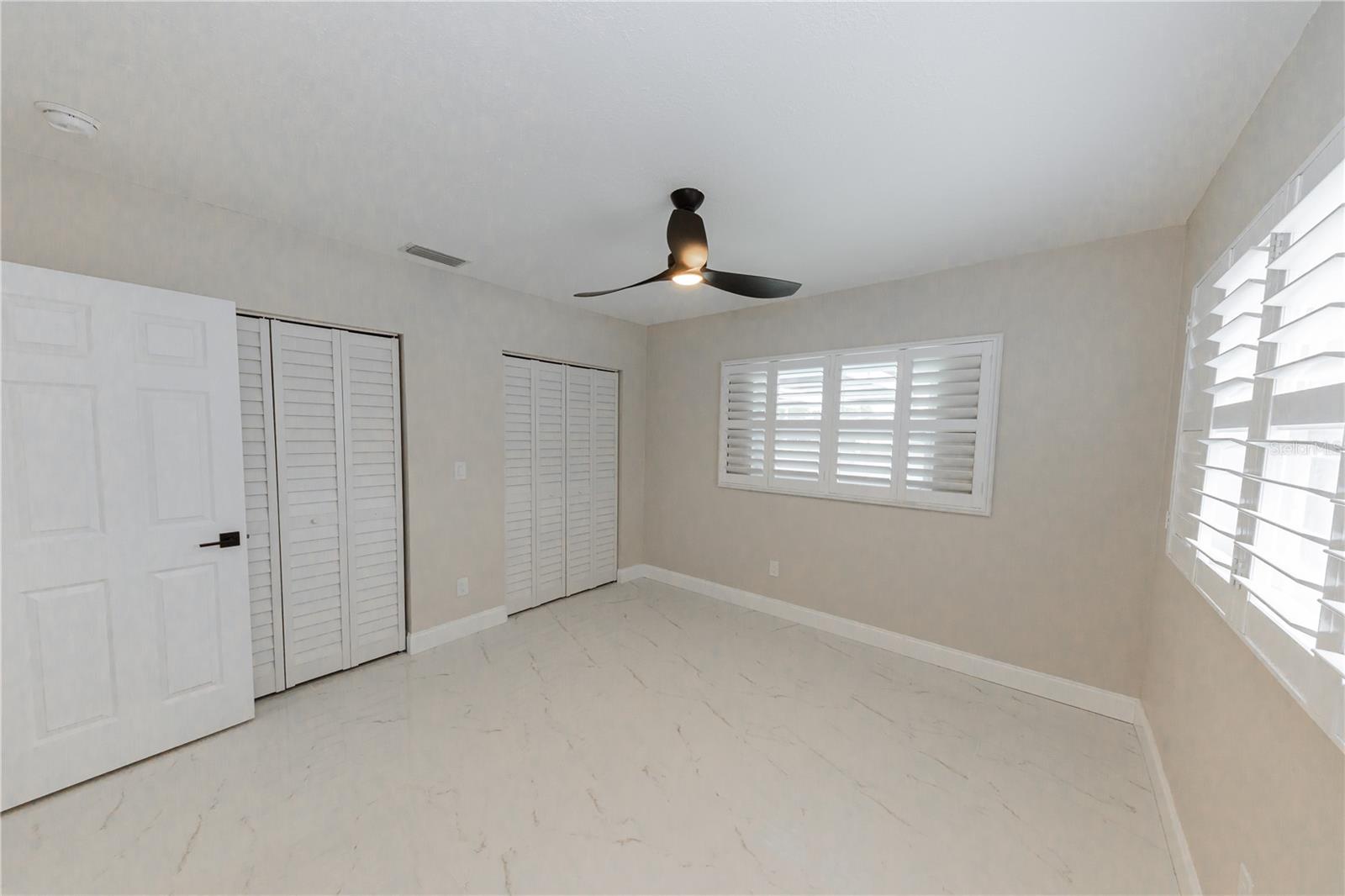 Image 15 of 69 For 2187 Waterside Drive