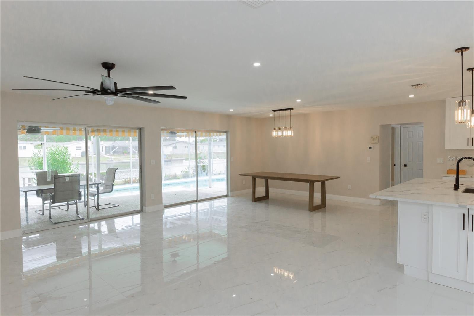 Image 7 of 69 For 2187 Waterside Drive