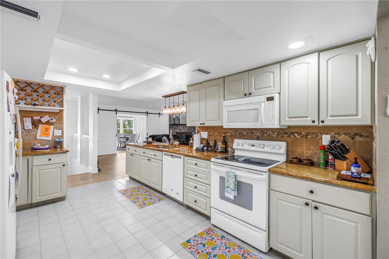 Image 28 of 95 For 4560 Rickover Court