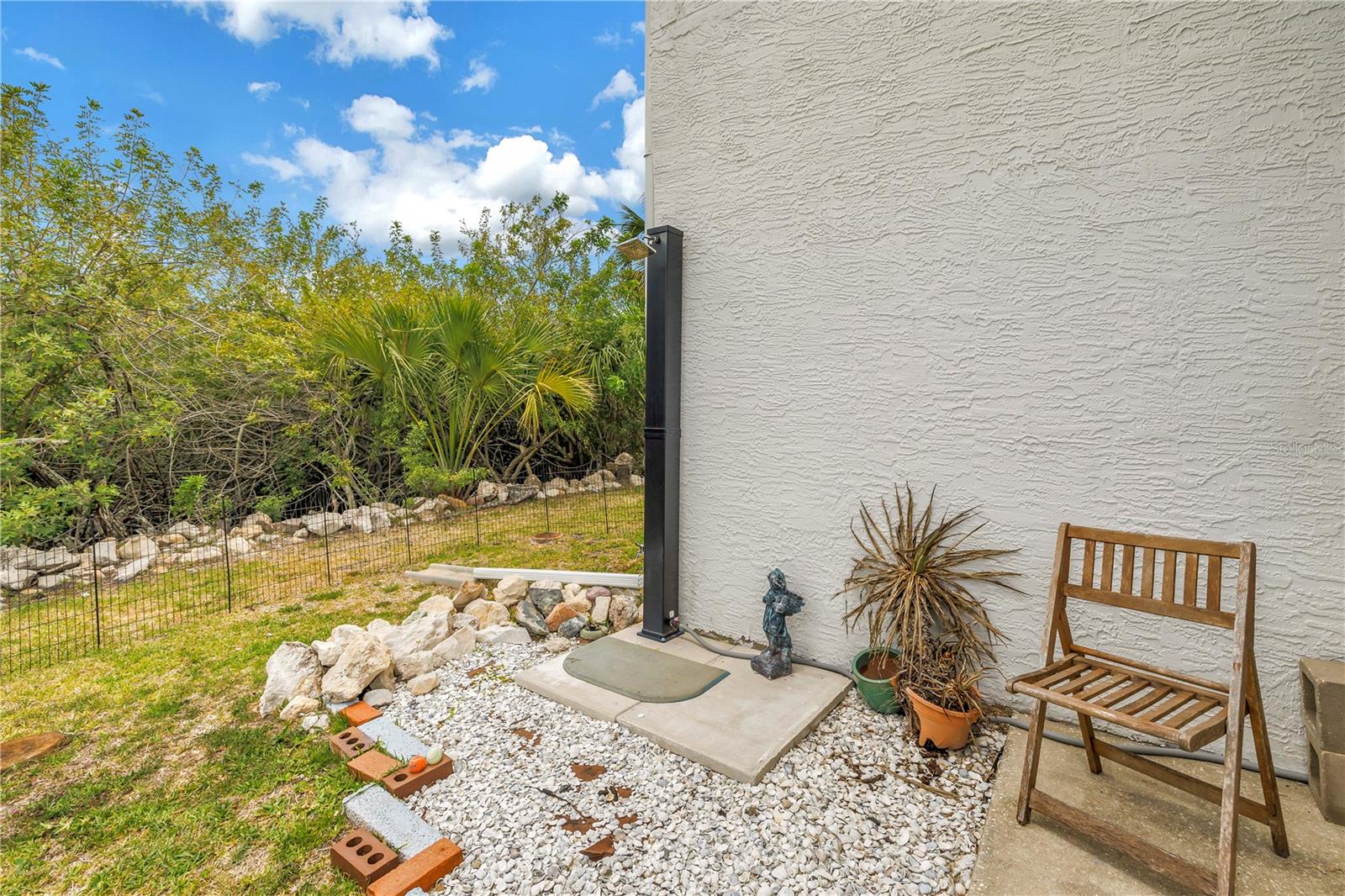 Image 6 of 95 For 4560 Rickover Court
