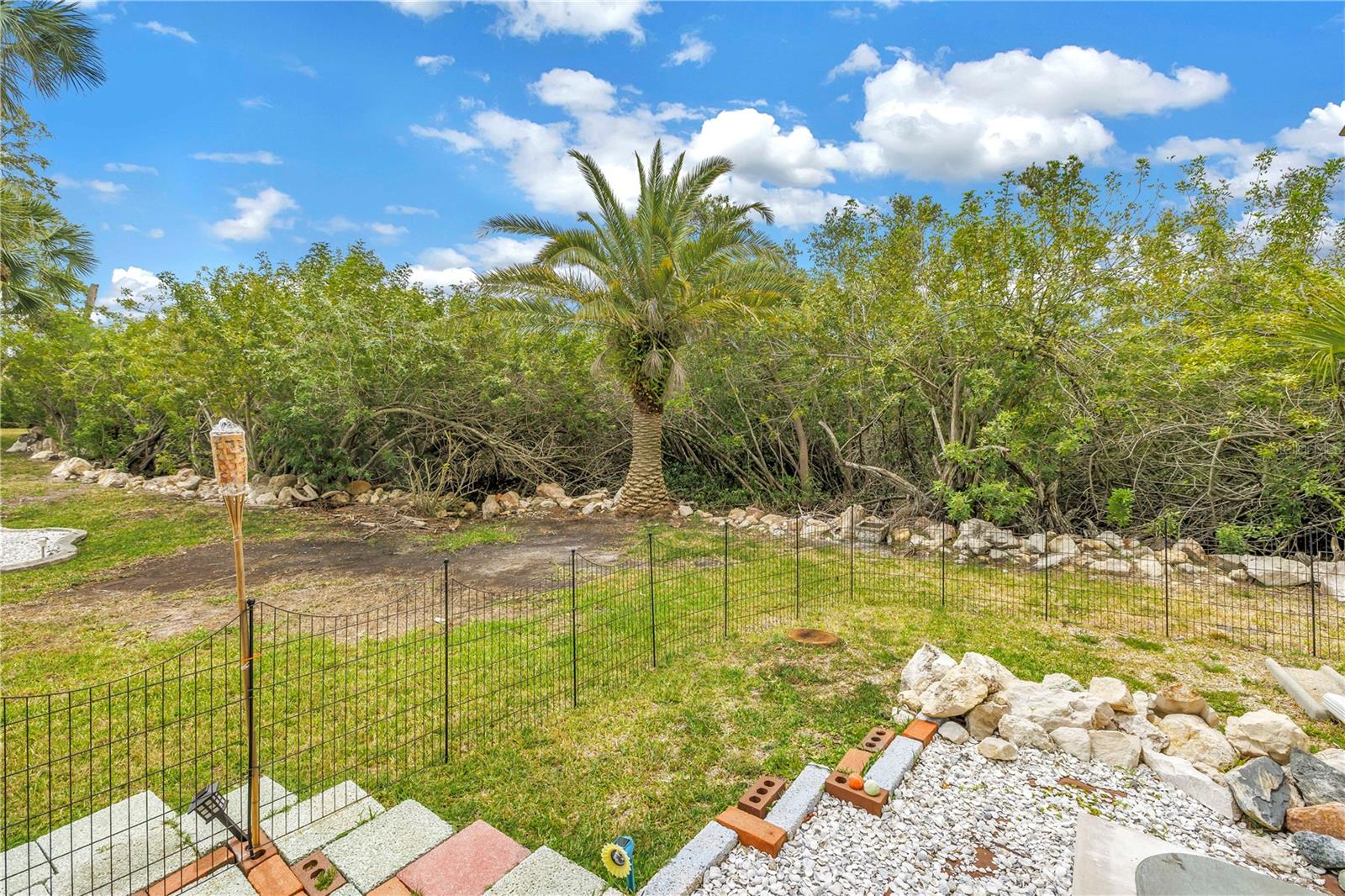 Image 7 of 95 For 4560 Rickover Court