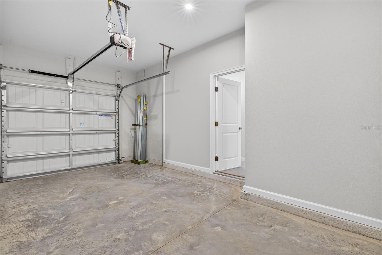 Image 23 of 28 For 9179 Aurelia Avenue