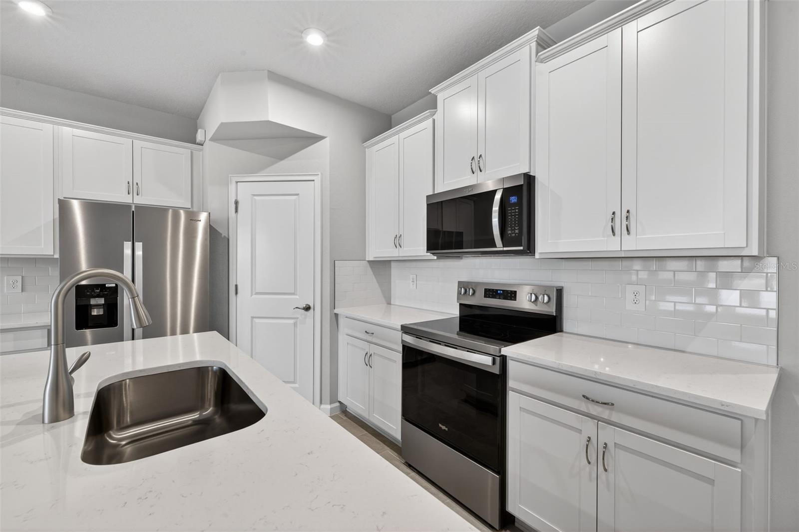 Image 4 of 28 For 9179 Aurelia Avenue