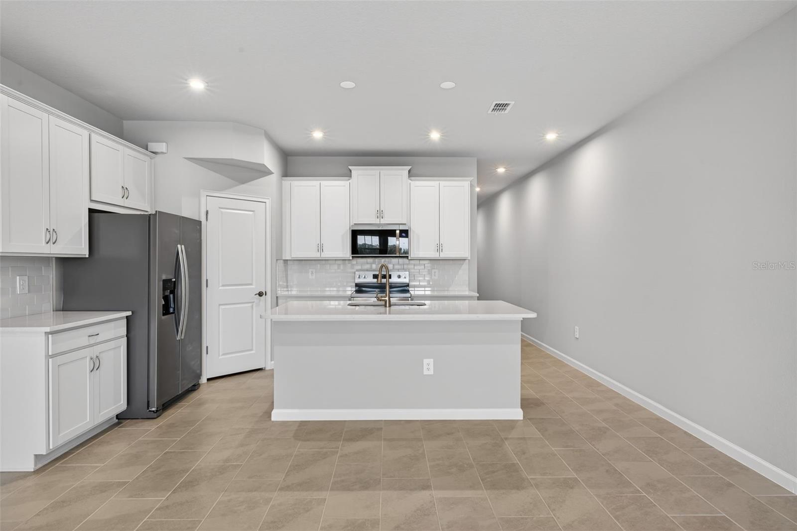 Image 6 of 28 For 9179 Aurelia Avenue