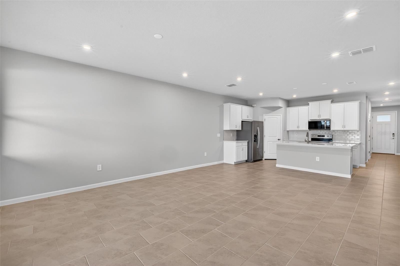 Image 8 of 28 For 9179 Aurelia Avenue