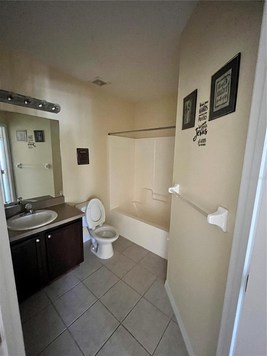 Image 11 of 14 For 6456 Cypressdale Drive 202